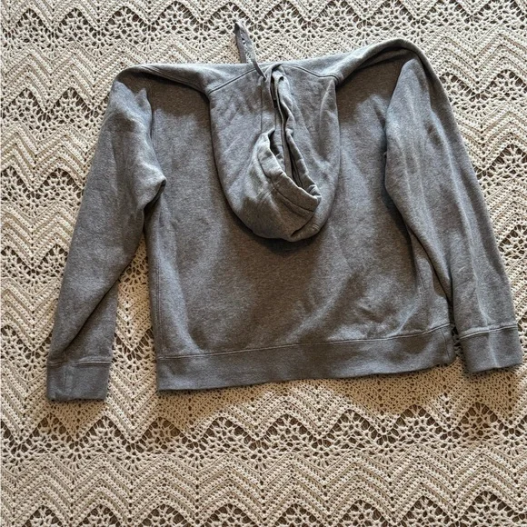 Nike Grey Hoodie Size Medium Drawstrings Front Pocket Elastic Comfort Sweatshirt - Picture 8 of 9